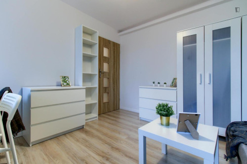Interesting single bedroom in Gocław