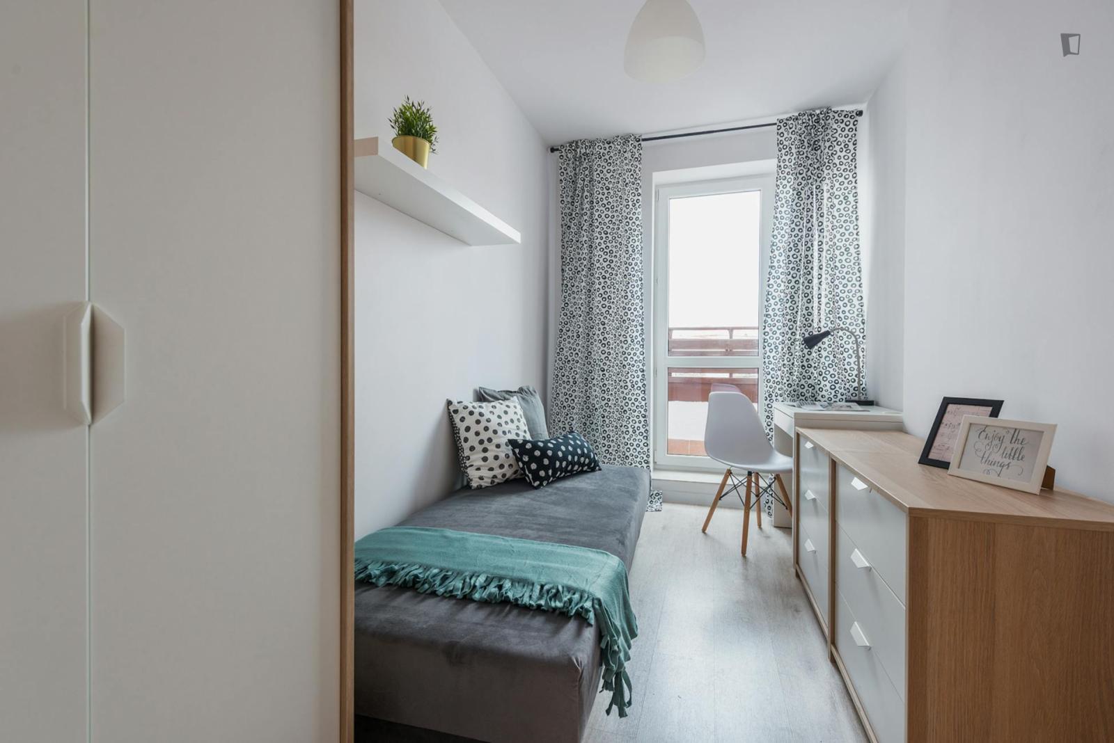  Cosy Single Bedroom In Szczęśliwice  -  Cosy single bedroom in Szczęśliwice  - Gallery -  1