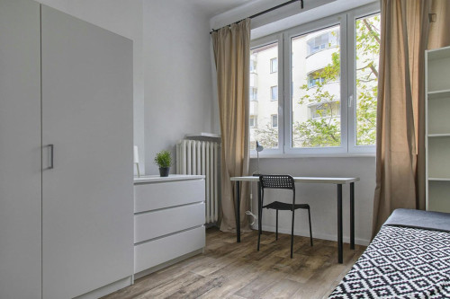 Pleasant single bedroom near the University of Warsaw