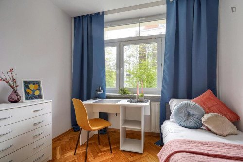 Single bedroom near the centre of Warsaw