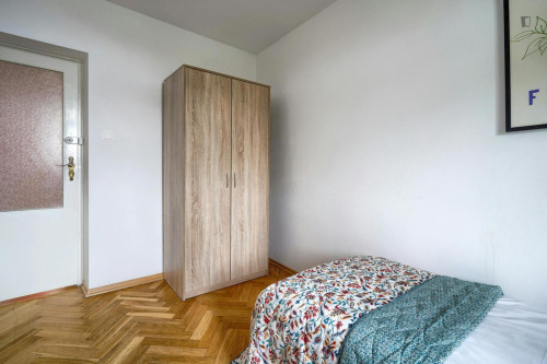 Neat single bedroom near the centre of Warsaw