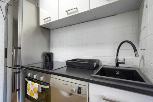 Lovely double bedroom near the centre of Warsaw - Gallery - 6