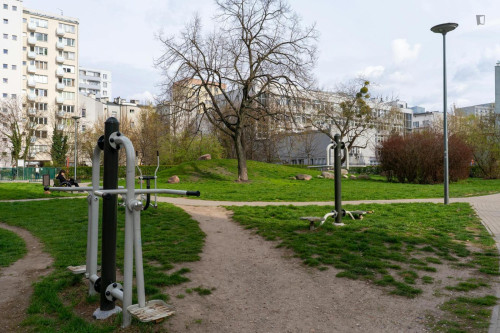 Lovely double bedroom near the centre of Warsaw - Gallery - 10