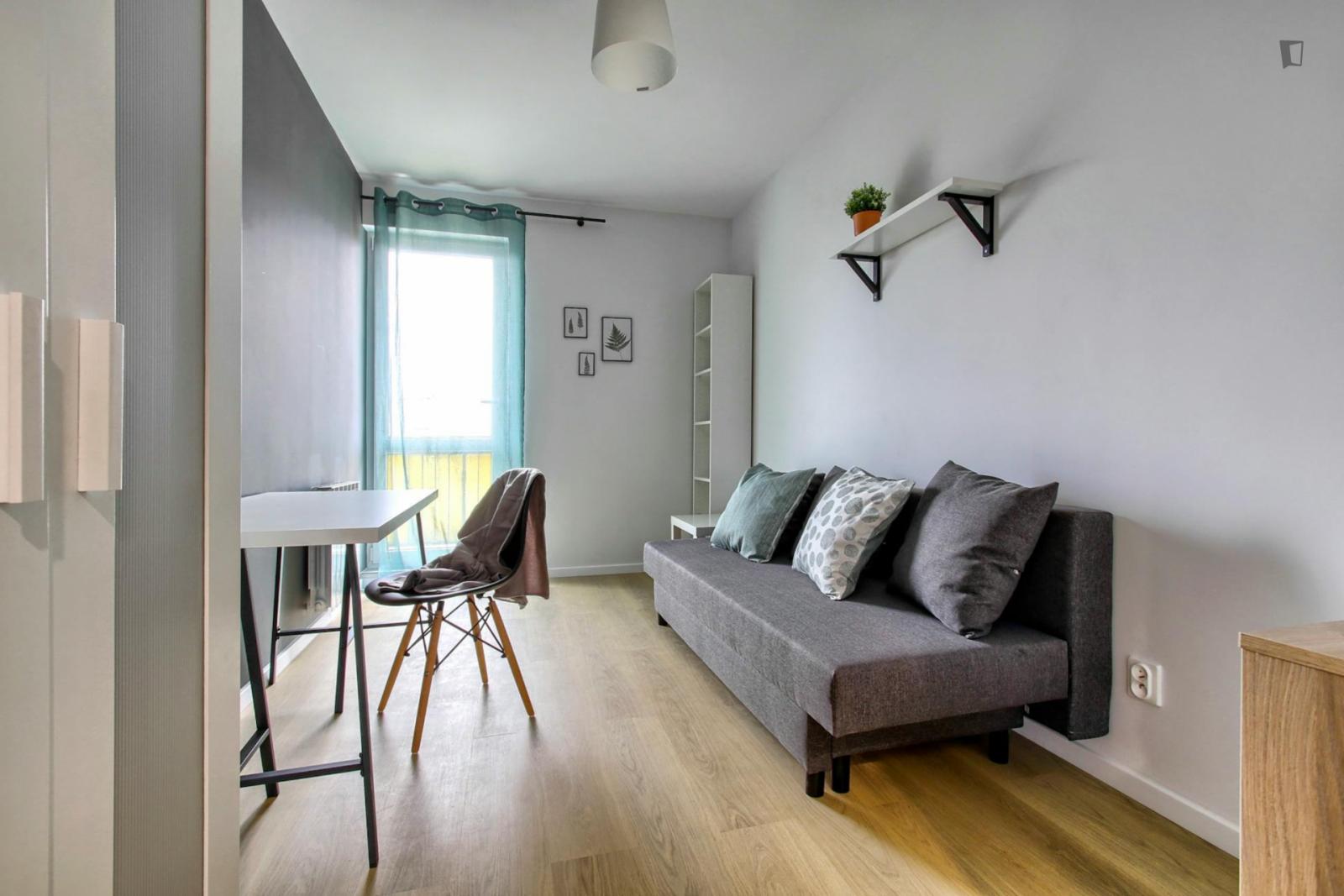Comfy Single Bedroom In Gocław - 1