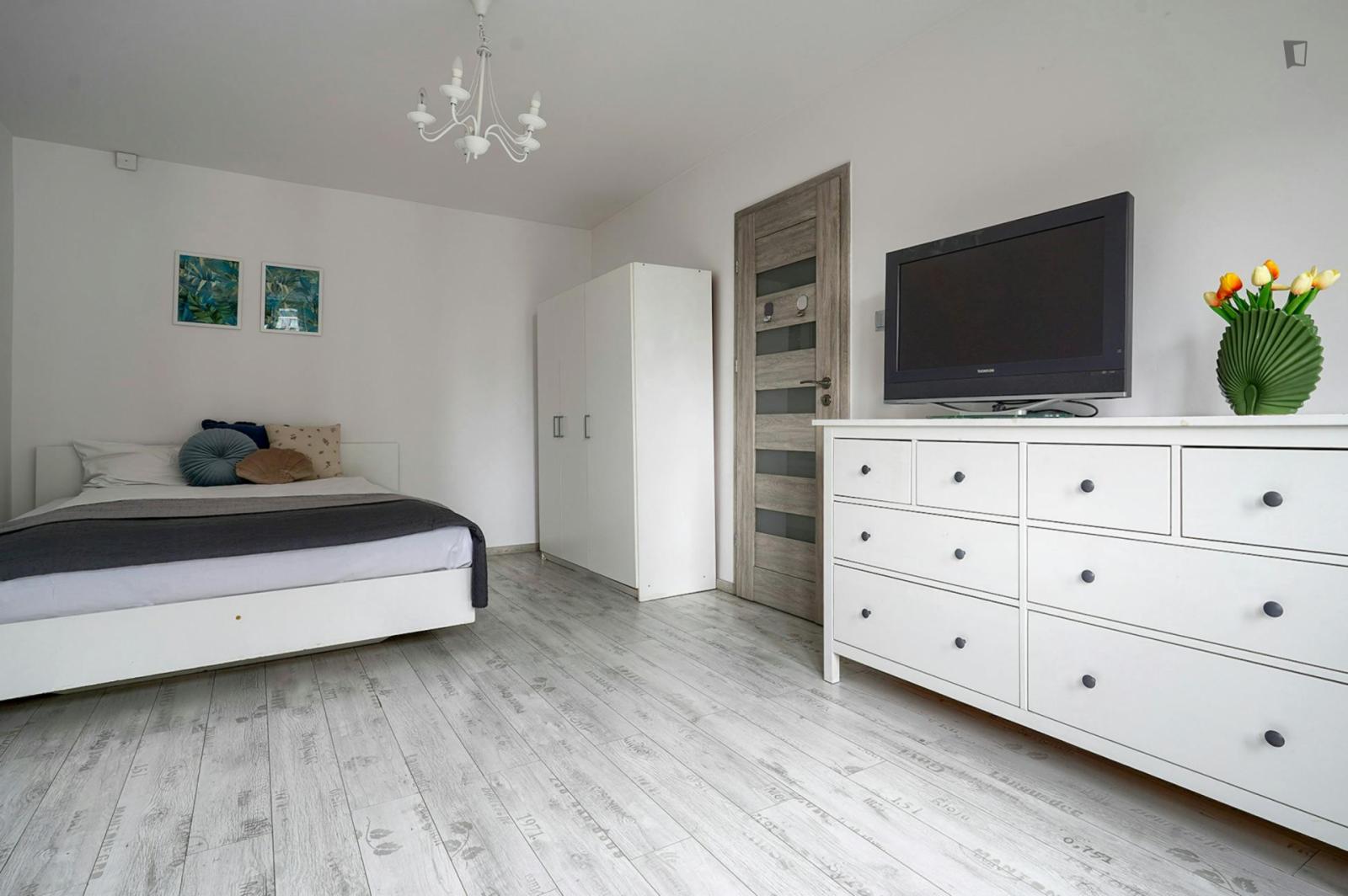 Modern Double Bedroom Near The Centre Of Warsaw - 1