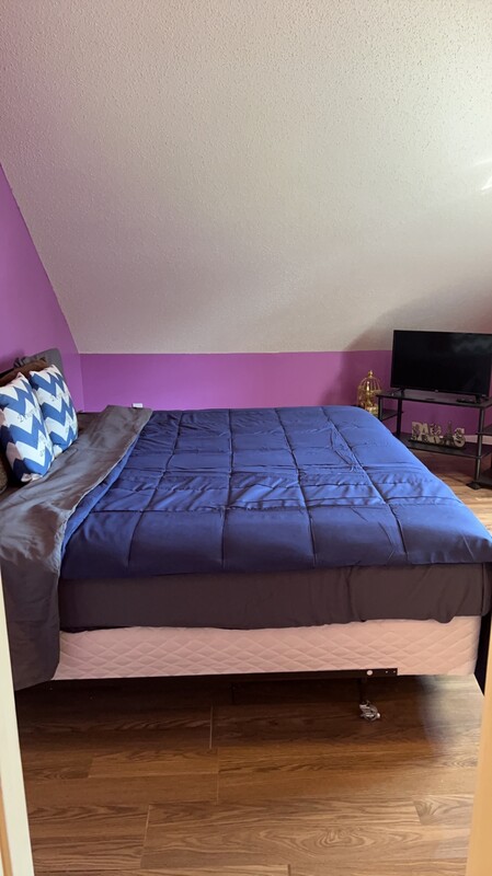 Tate's Place (Single Bed) - 1