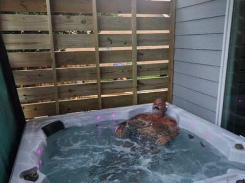 Lakeview, hot tub & pool