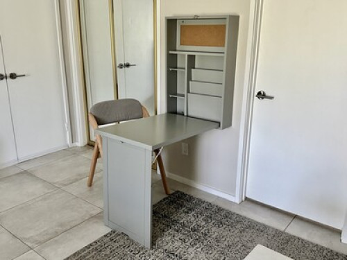 Beautiful brightroom w/private bath - Gallery - 19