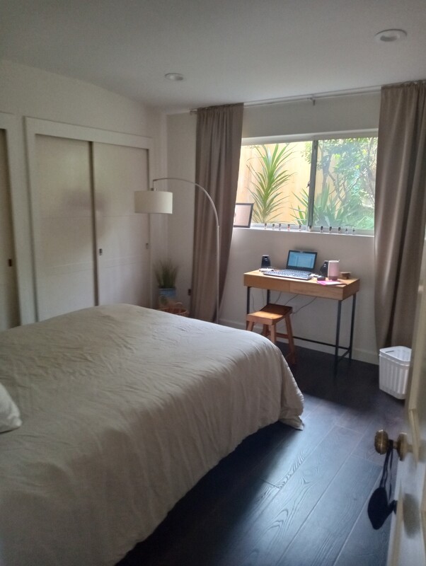  Large Bedroom Or Master Bedroom(Full Room)  -  room rental  - Gallery -  1