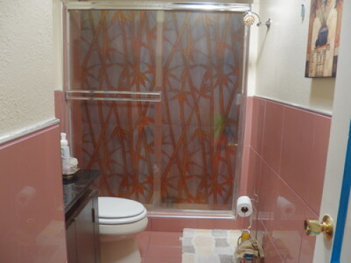 HOME WITH ACCESSIBLE TO EVERYTHING - Gallery - 17