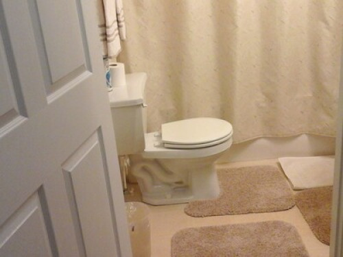 Comfy Split Foya Home.