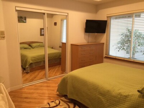 2 blocks to the beach - Gallery - 13