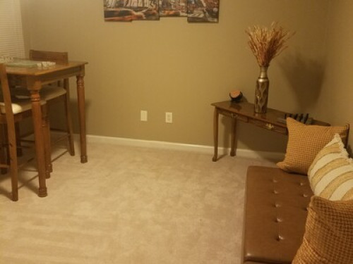 "Room with Apartment Amenities" - Gallery - 7