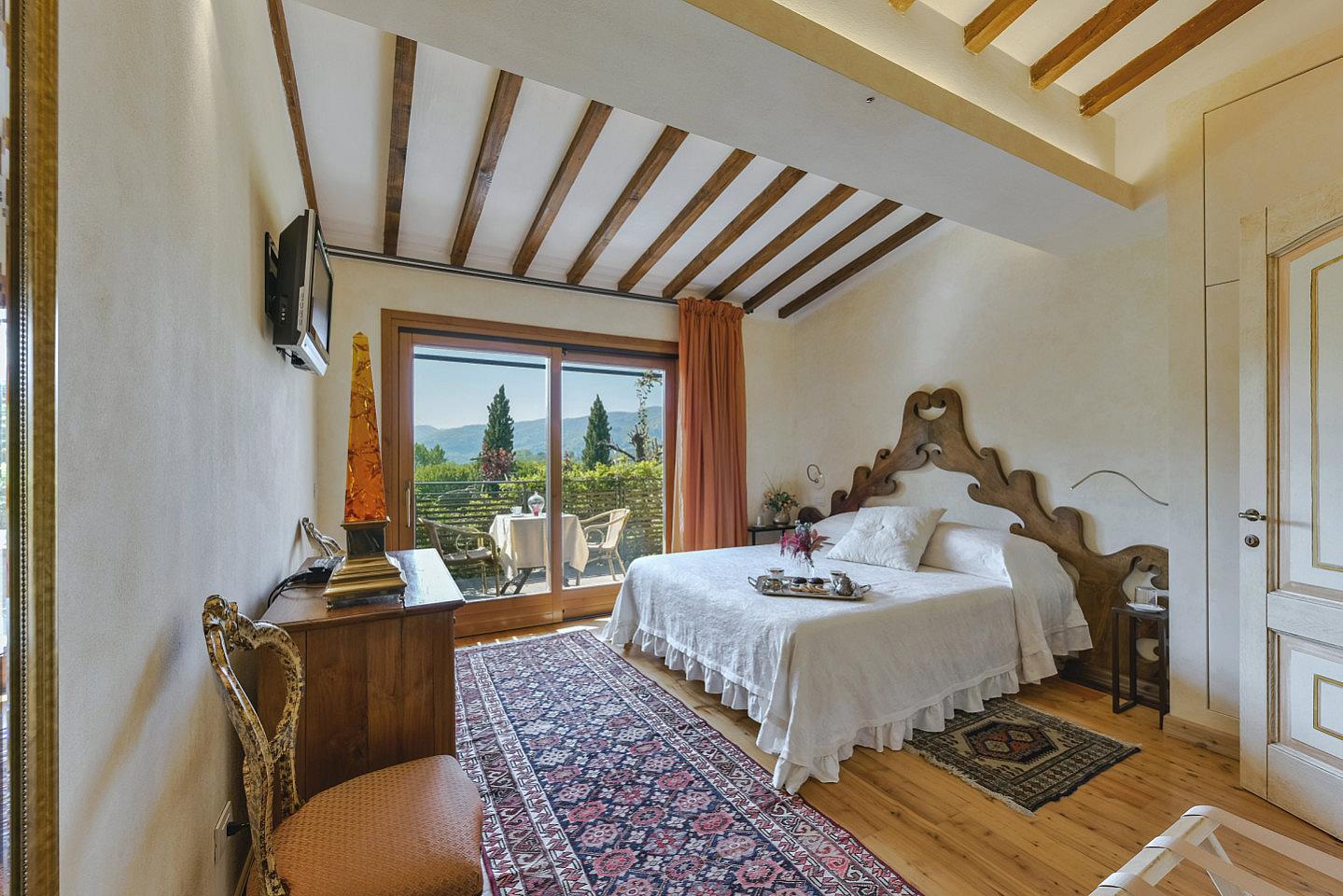 1 Superior Double Room Use Singol With Ensuite Bathroom - Tranquil Villa Retreat in Chianti Hills with Pool, Dining & More - Gallery - 8