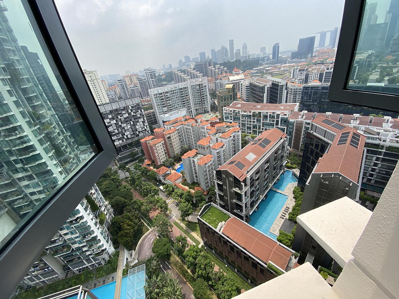 Private Single Bed - Desk With A View! (R4) - 25