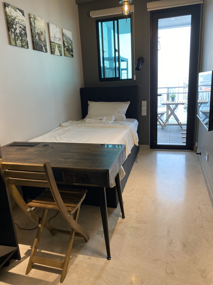 Private Super Single Bed With Personal Balcony (R1) - 8