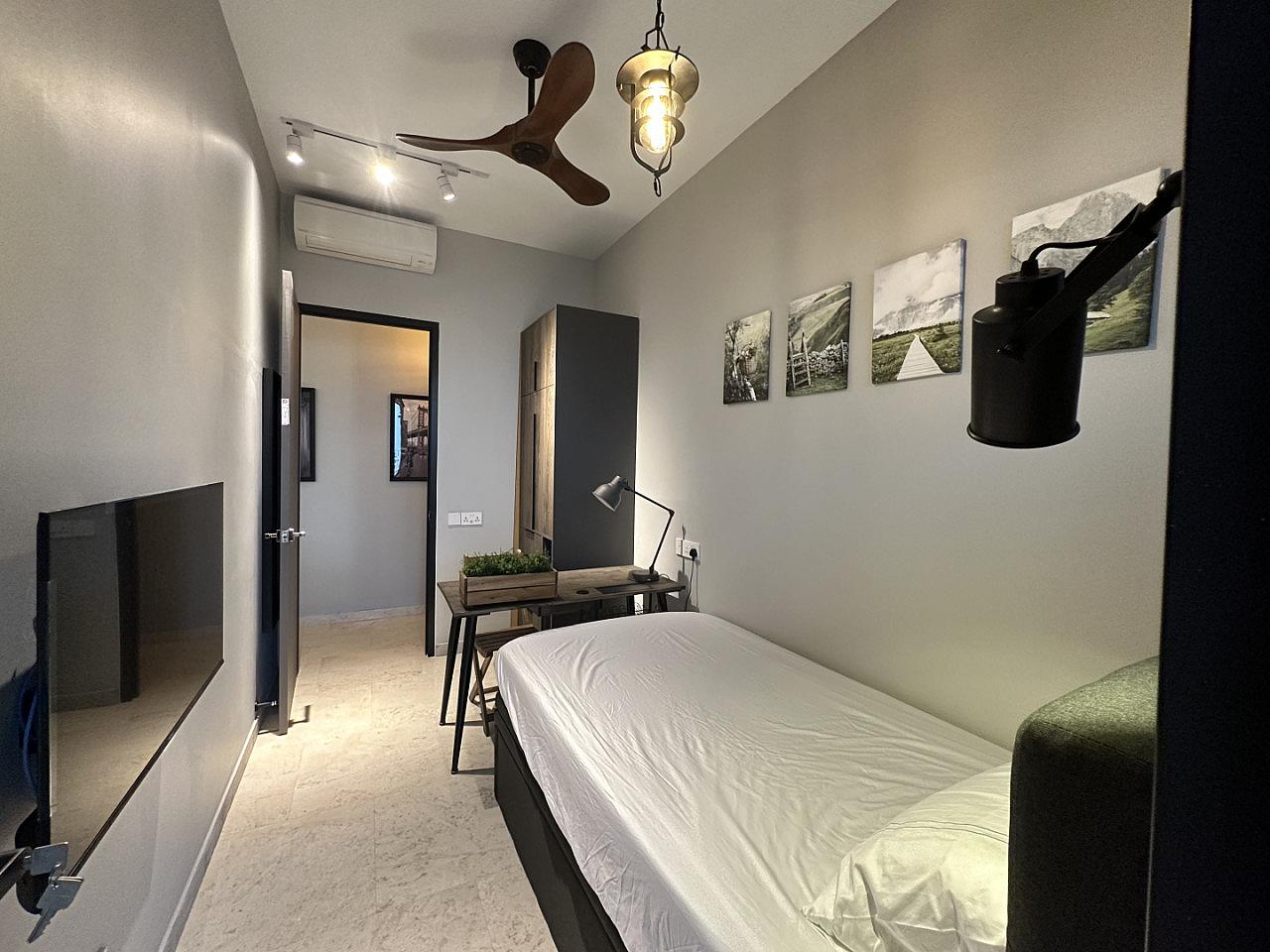 Private Super Single Bed With Personal Balcony (R1) - 25