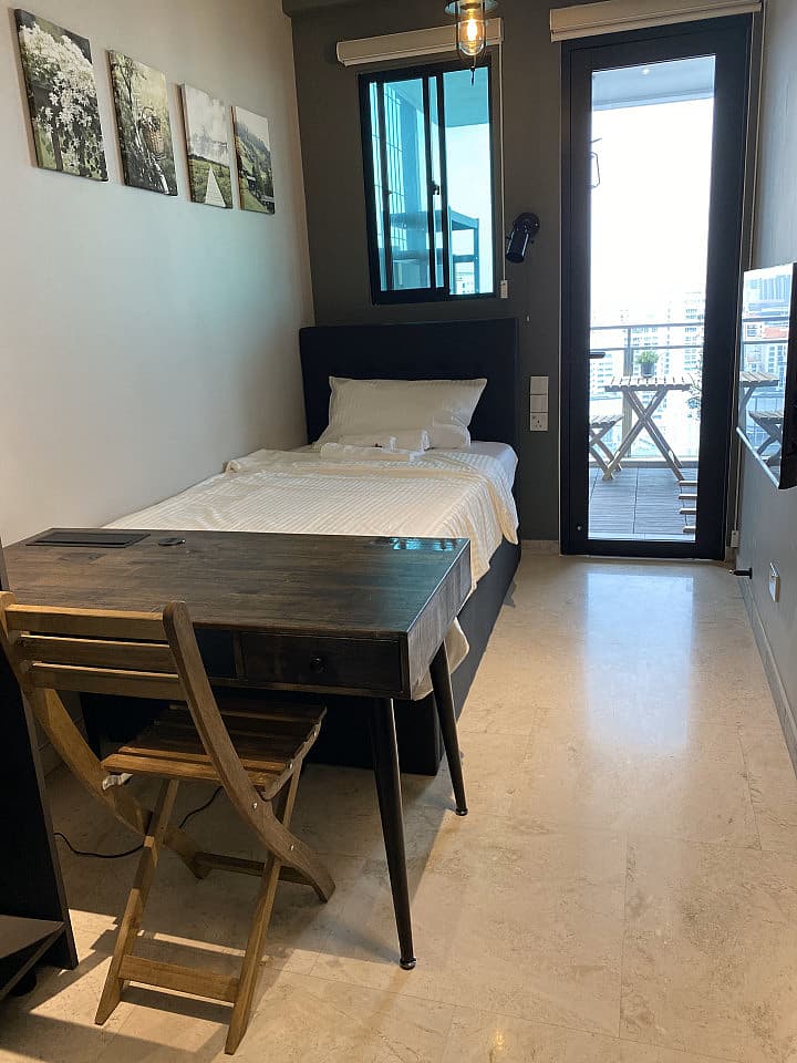 Private Super Single Bed With Personal Balcony (R1) - 14