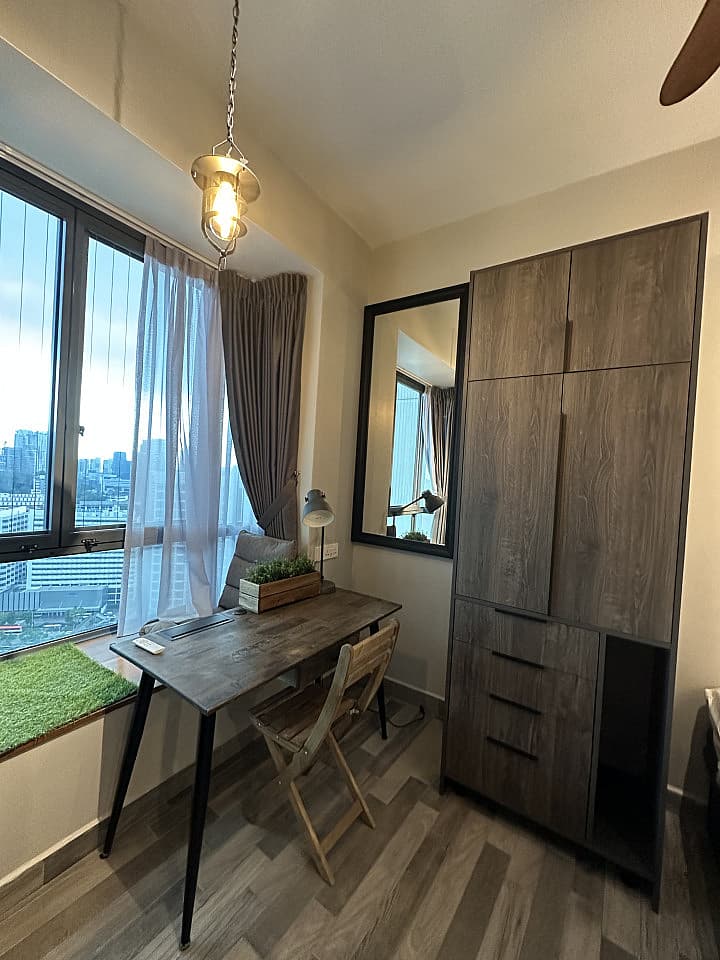 Standard Studio | Own Bath, Kitchenette, Washer & Dryer (S2) - 16