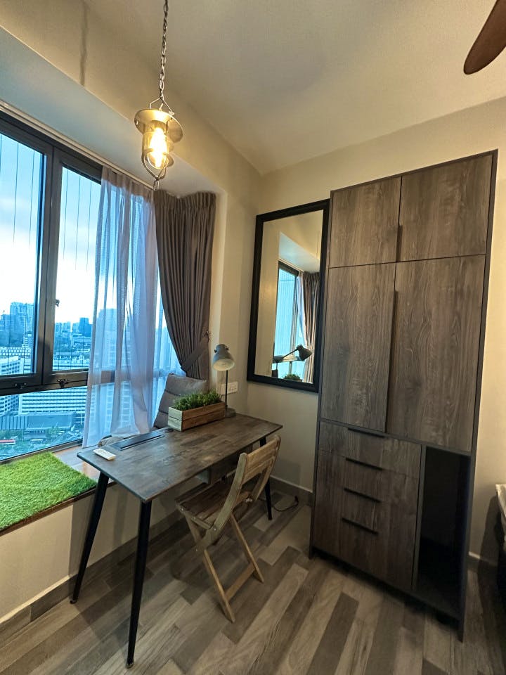 Standard Studio | Own Bath, Kitchenette, Washer & Dryer (S2) - 2