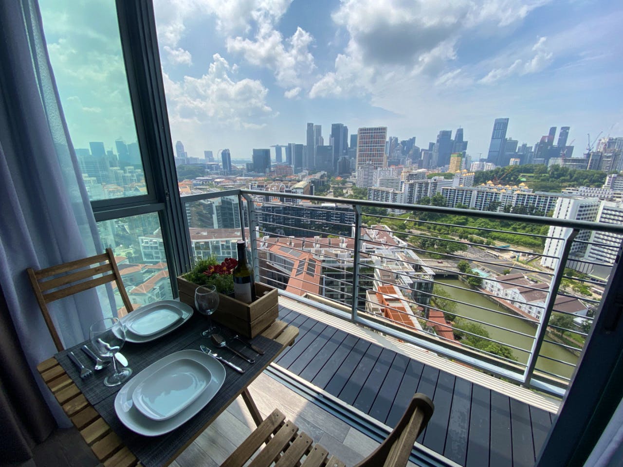 Luxury Studio | Own Bath, Kitchenette & Washer/Dryer (S1) - 7
