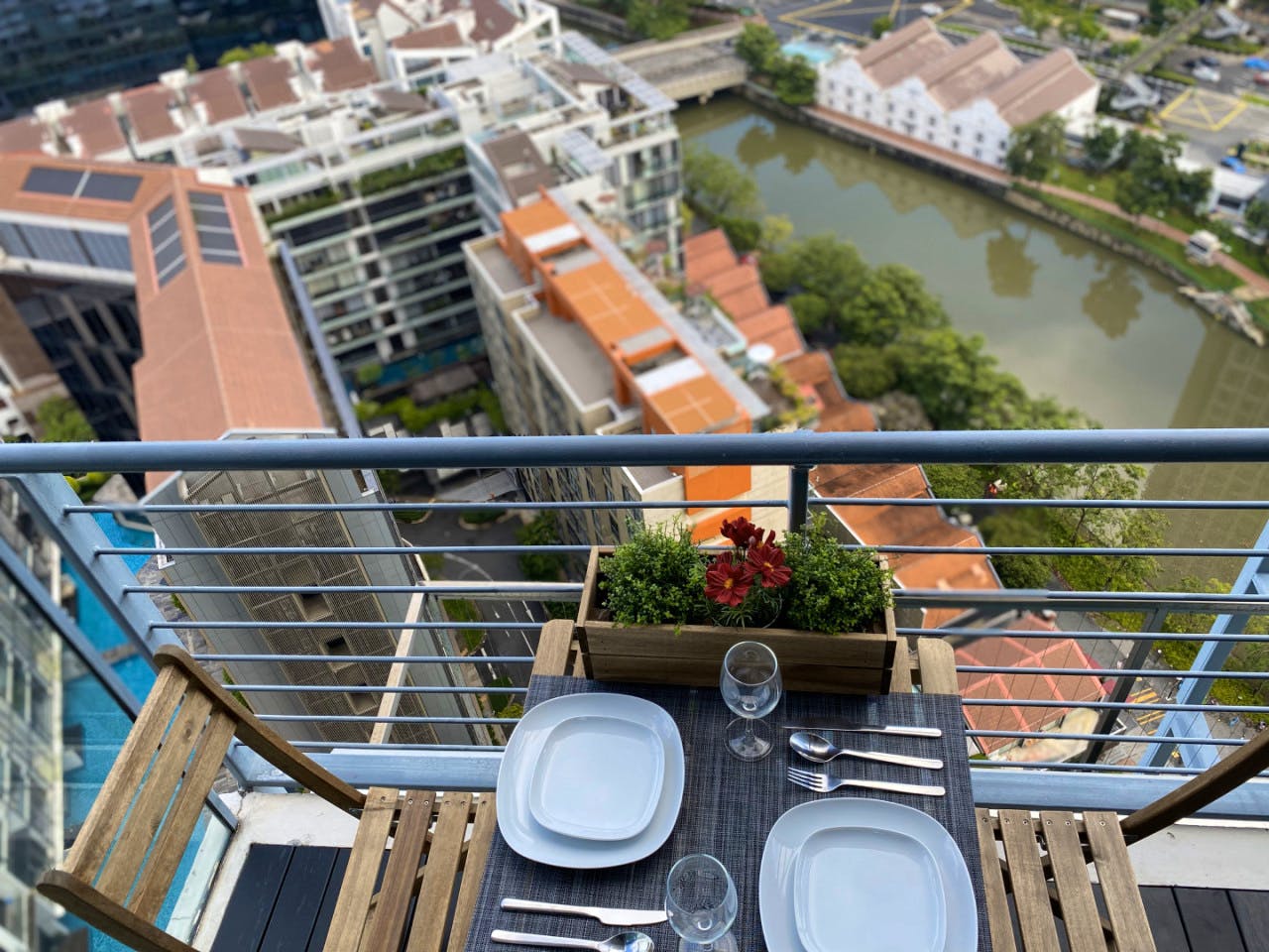 Luxury Studio | Own Bath, Kitchenette & Washer/Dryer (S1) - 8