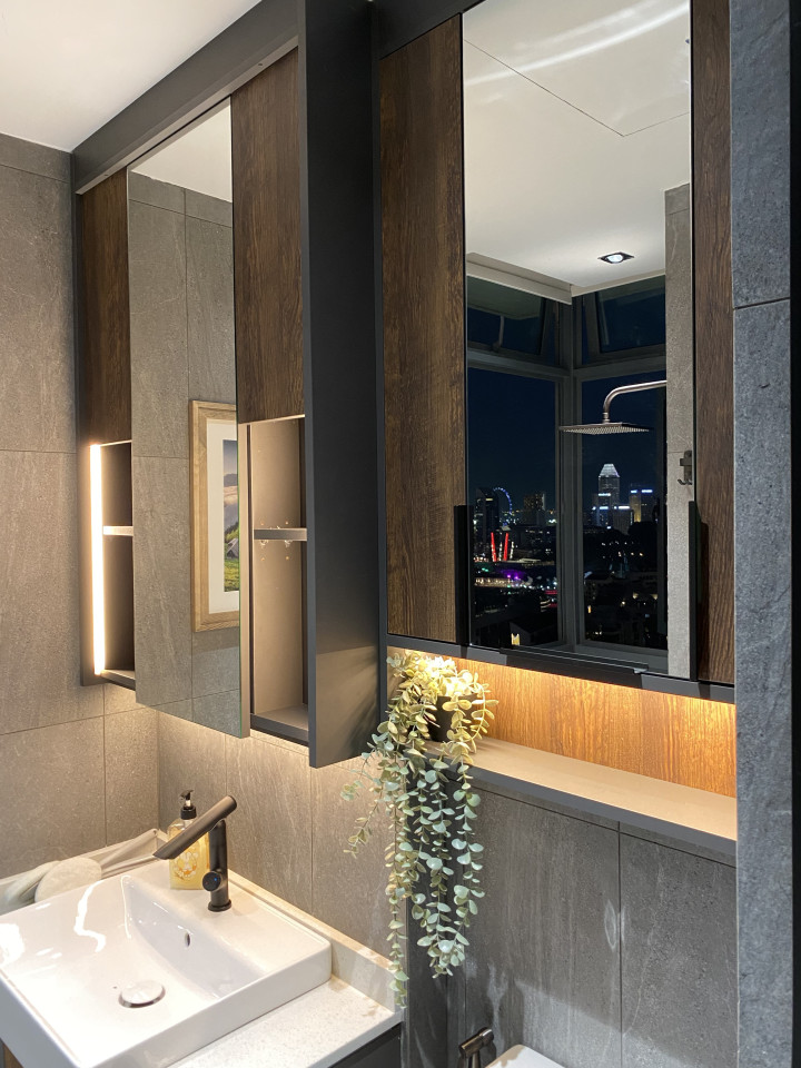 Luxury Studio | Own Bath, Kitchenette & Washer/Dryer (S1) - 26