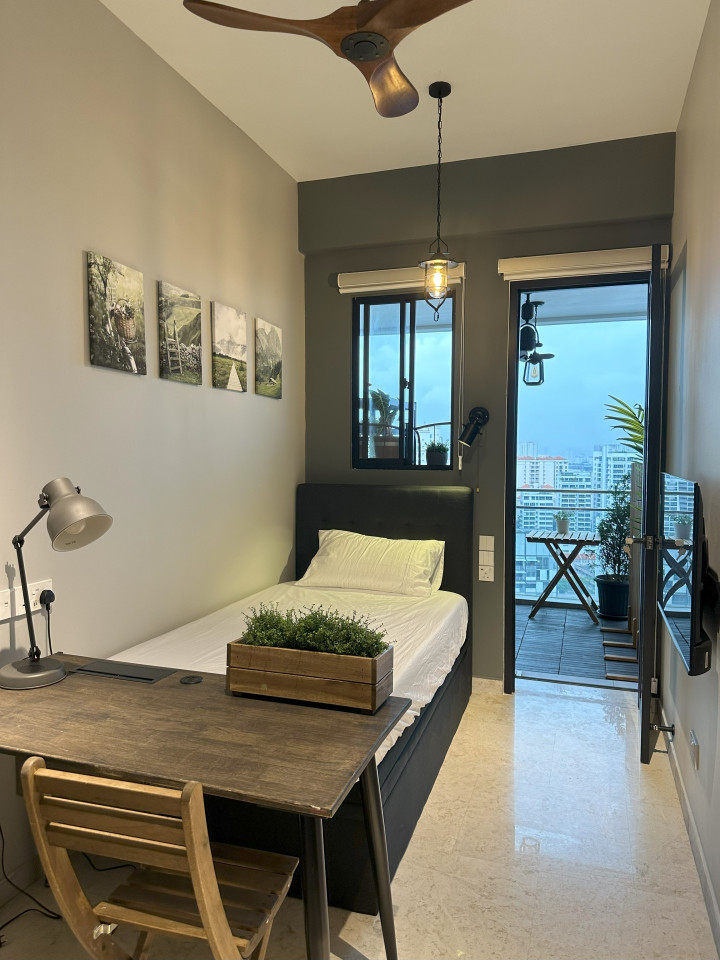 Private Super Single Bed With Personal Balcony (R2) - 6