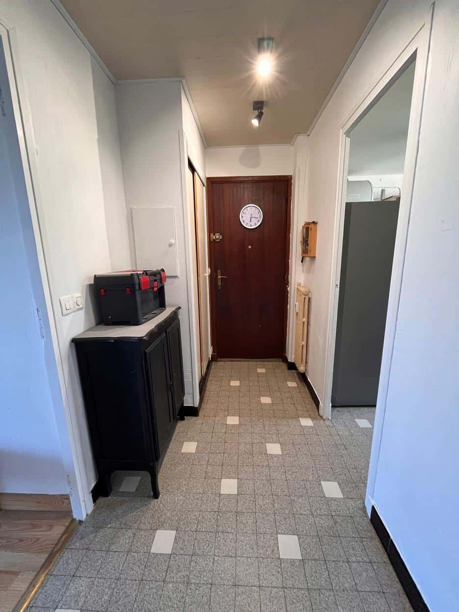 3 Bedrooms - 2