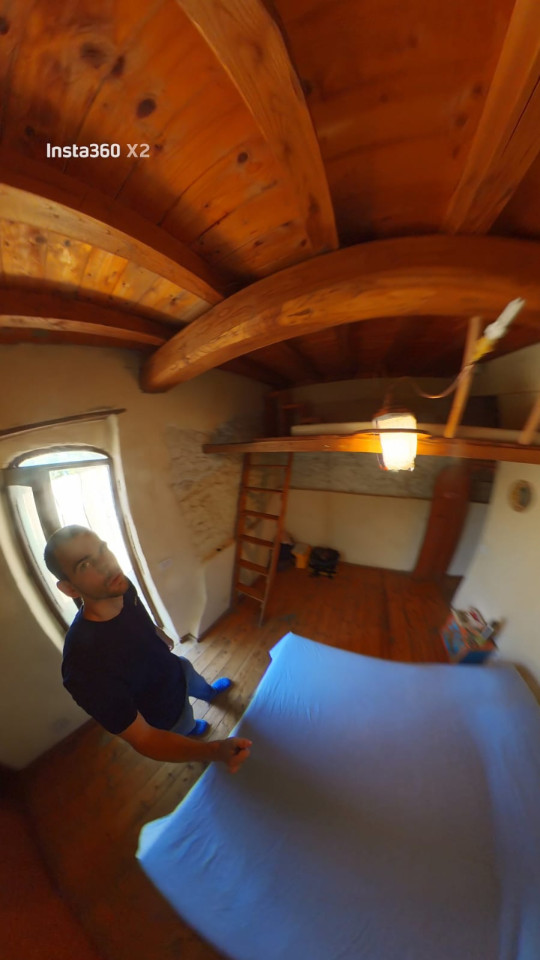 Private Room X3 - 2 Beds - 8