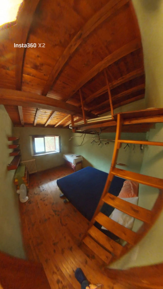 Private Room X3 - 2 Beds - 10