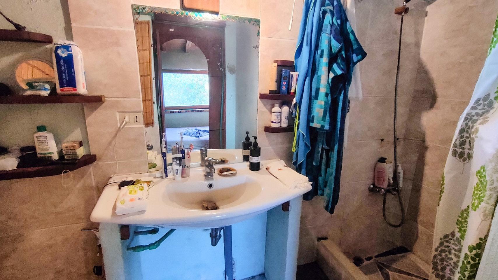 Private Room X2 - 1 Bed - 9