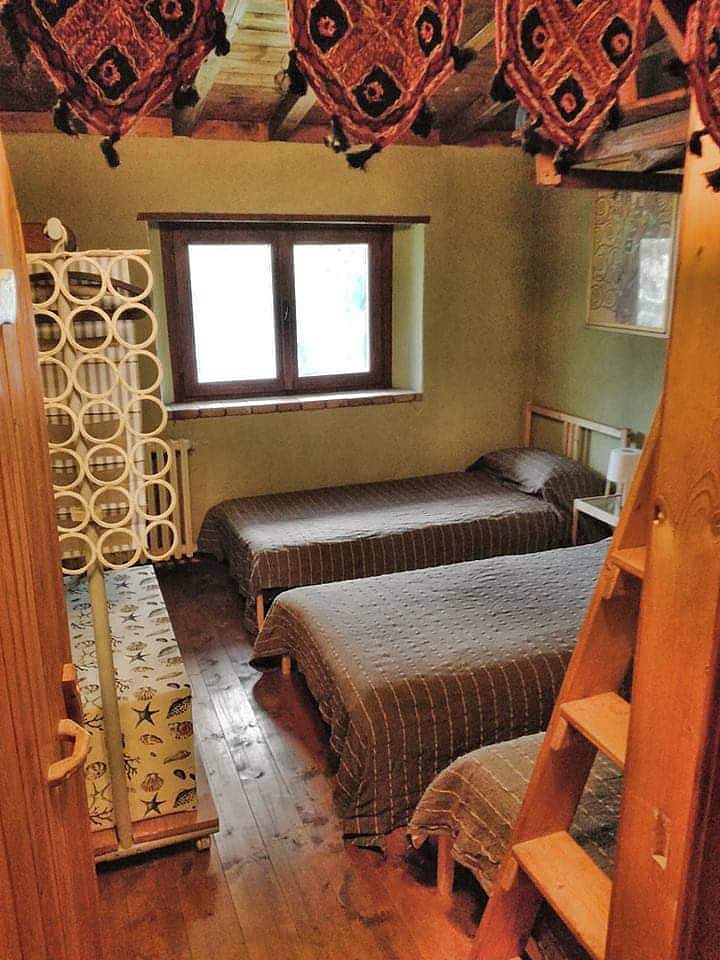 Bed In A 3-Bed Mixed Gender Room - 6