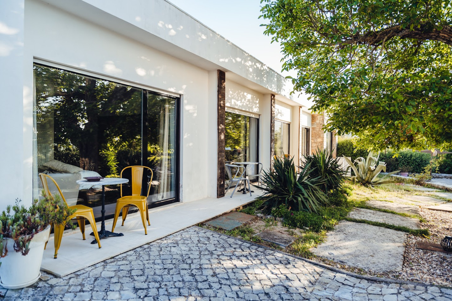 Garden Rooms - Charming Rural Coliving with Scenic Nature Views in Alvados - Gallery - 5