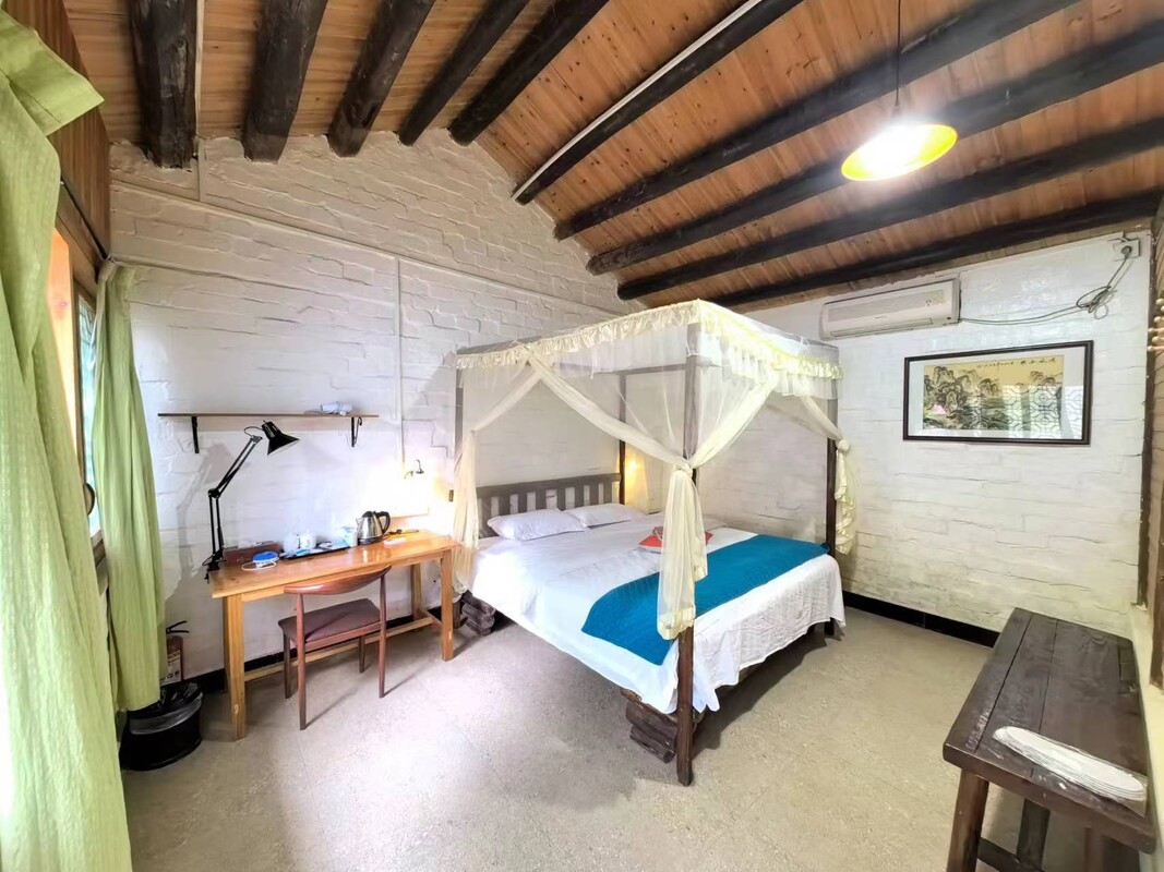  Mainyard King Room 1(Full Room)  -  yangshuo cultural old house  - Gallery -  1
