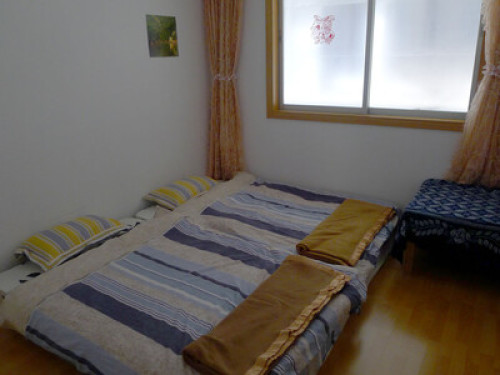 Stay with Local Expert