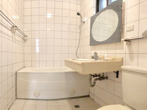 Near Taoyuan Airport & Station