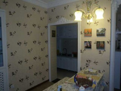 Near park and university 