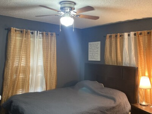 Offering a Room  - Gallery - 6