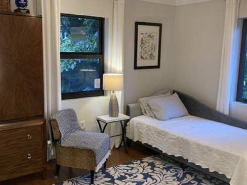Room in the Gables - Gallery - 13