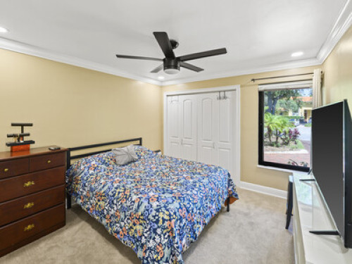 Lux Queen Room, Walk to UM!