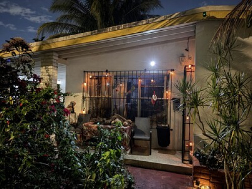 Cozy Family Home - Gallery - 9