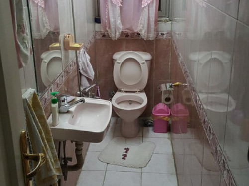 "female only" me with family house 