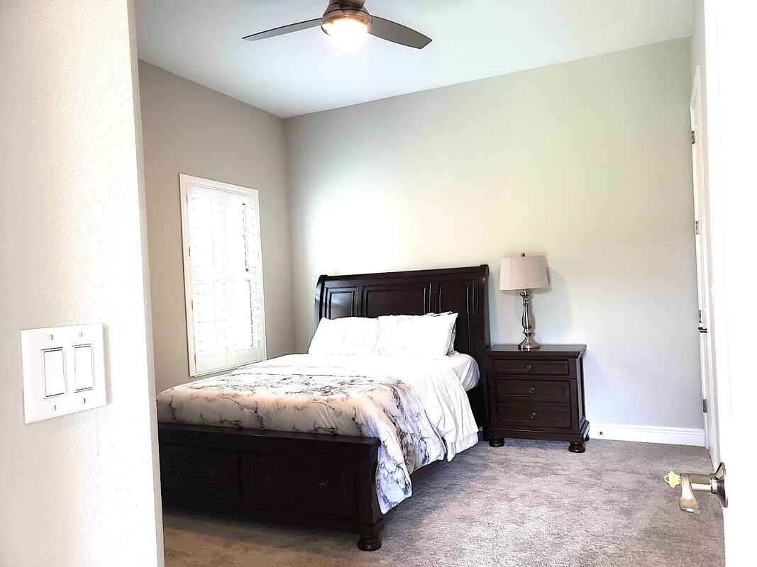  Retreat(Full Room)  -  Joyful Junction  - Gallery -  1