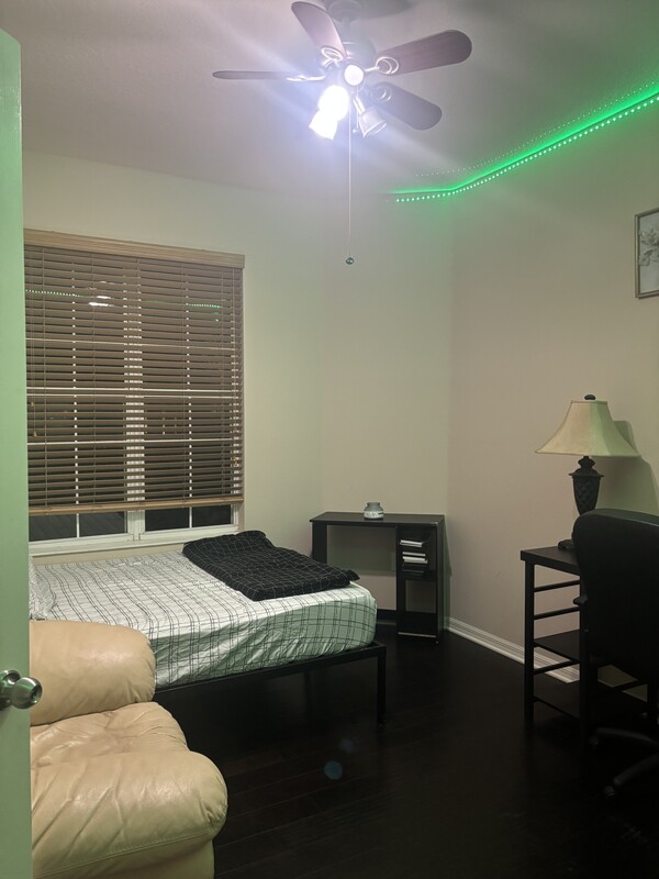  Room 1 (Full Room)  -  Private room   - Gallery -  1