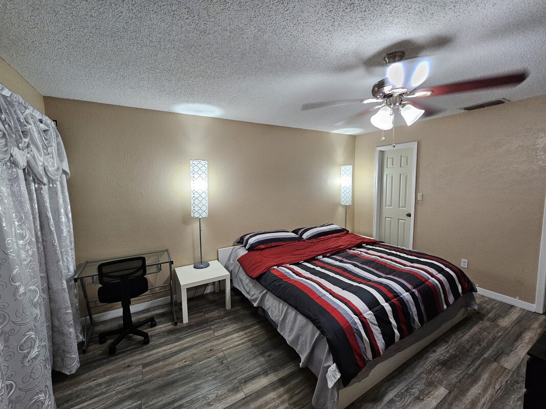 Master Bedroom(Full Room) - 1