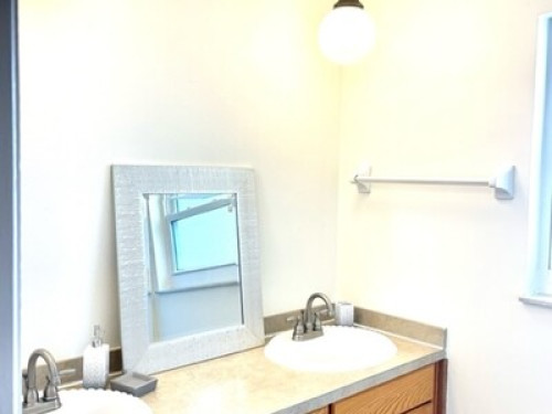 PRIVATE BEDROM AND BATHROOM - FEMAL - Gallery - 12