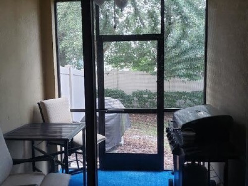 Home Away From Home - Gallery - 18
