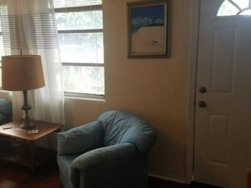 Private room and bath Walk to Beach - Gallery - 7