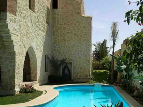 Private bedroom with 2 beds - Gallery - 9